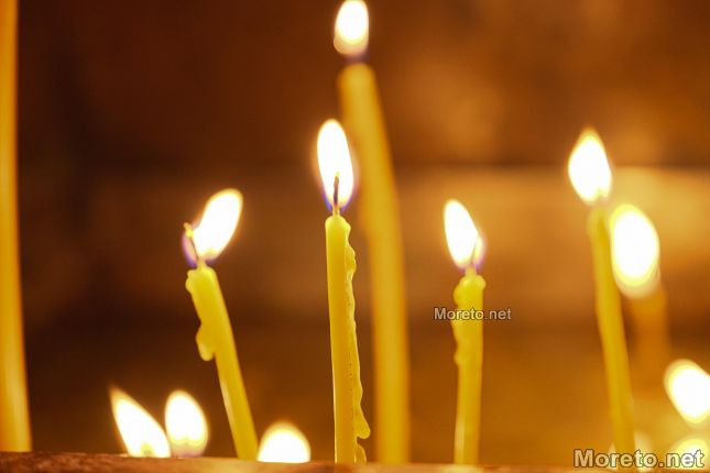 Сирни Заговезни: Традиции и символика на прошката и прехода към Великденския Пост.