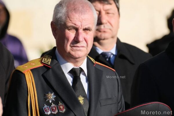 Нов областен управител на Варна: Атанас Михов поема поста след смяната на всички областни управители.