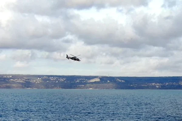 Военноморските сили продължават издирването на изчезналия кораб в Черно море