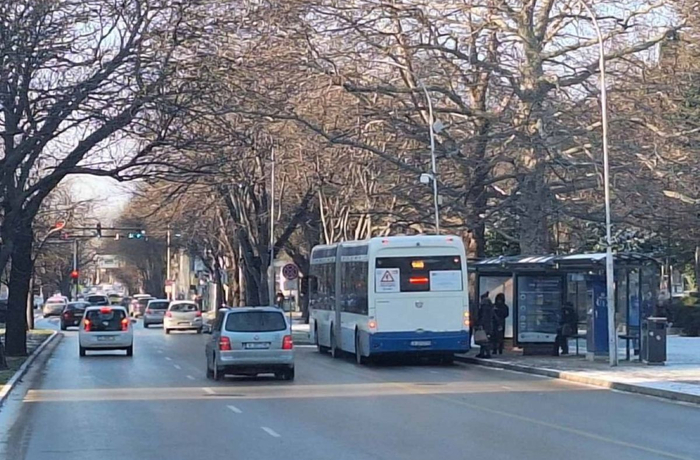 ТАСРУД увеличава курсовете на градския транспорт за Месопустна задушница