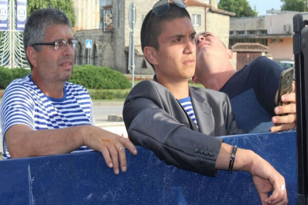 Роднините на изчезналите моряци поискаха повече яснота за операцията край Маслен нос