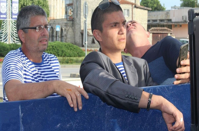 Роднините на изчезналите моряци поискаха повече яснота за операцията край Маслен нос