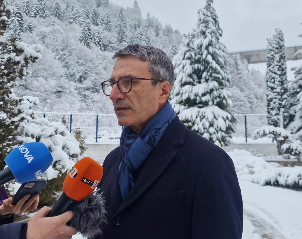 Министърът на енергетиката: Ще има компенсации за завишени сметки за ток