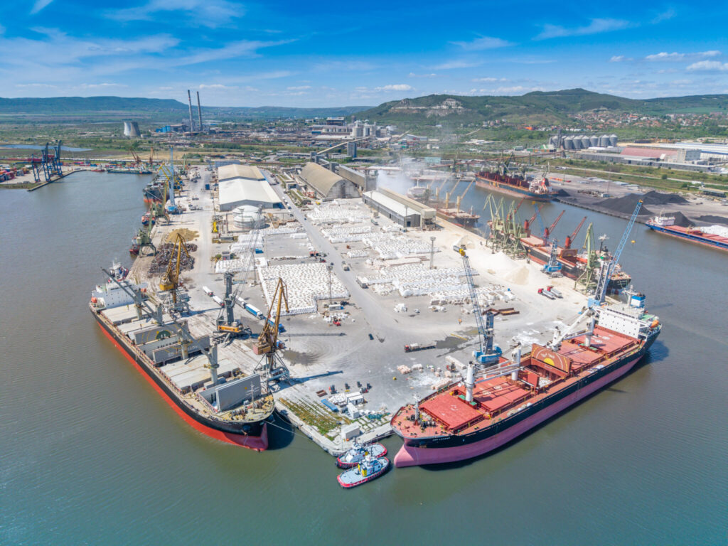 Порт Варна приключи годината на печалба и с ръст на обработените товари