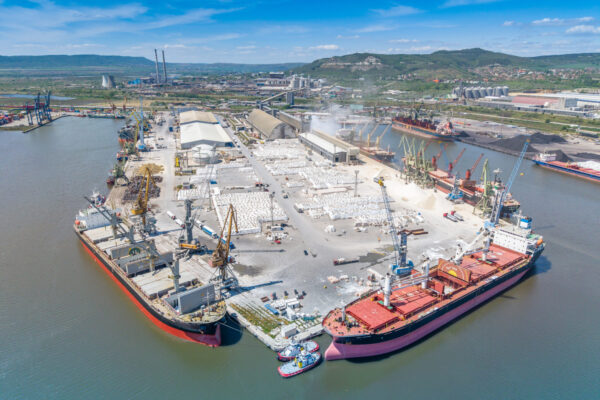 Порт Варна приключи годината на печалба и с ръст на обработените товари