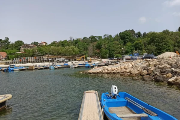 Бяла засилва развитието си с мащабни проекти в ключови сектори