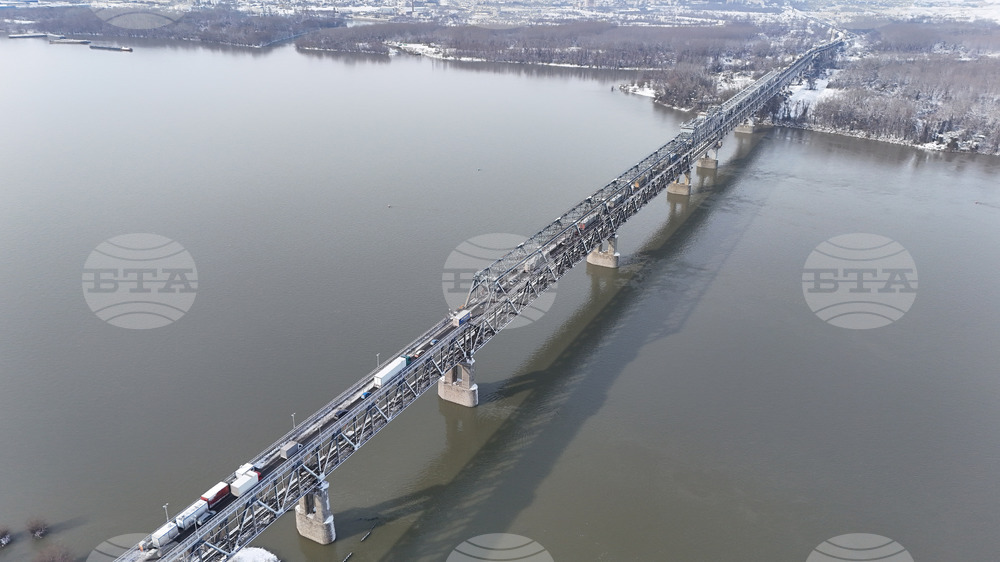 Временно затваряне на Дунав мост при Русе заради ремонтни дейности.