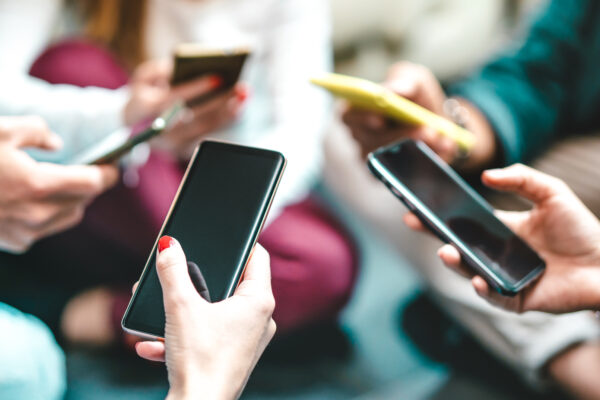 Контрол под прикритието на сигурността: как Русия отрича „белите списъци“, но подготвя ограничения върху интернет