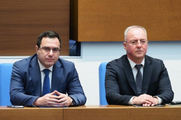 КЕВР разследва хиляди сигнали за високи сметки за електроенергия