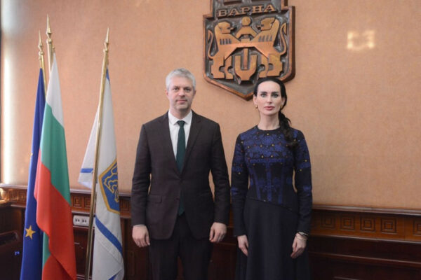 Коцев и посланикът на Украйна обсъдиха нови проекти за Варна