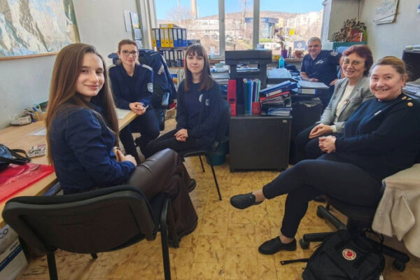 Гимназисти във Варна разработват проект за пътната безопасност на децата