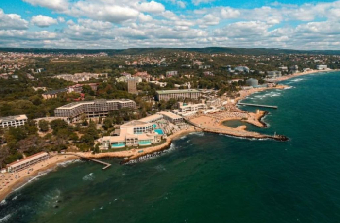 Великден с ниска заетост: хотелите край Варна едва наполовина пълни