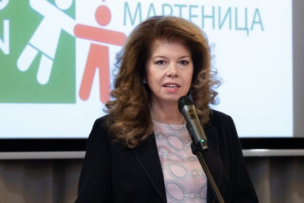 Президентът Йотова: Балансът между инфраструктурни проекти и малък и среден бизнес е ключов за националната сигурност.