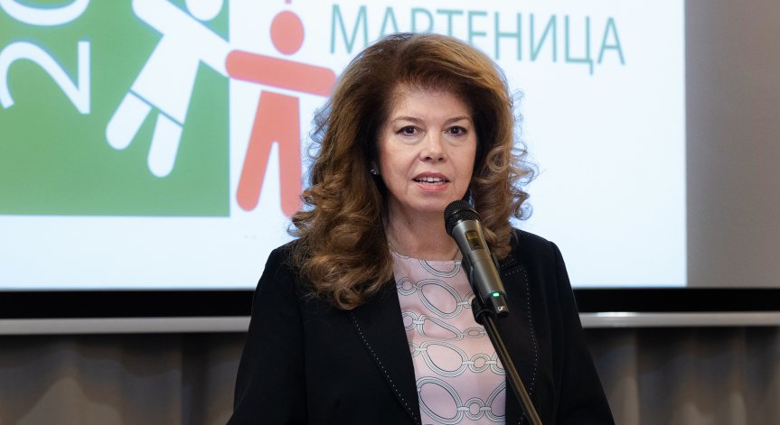 Президентът Йотова: Балансът между инфраструктурни проекти и малък и среден бизнес е ключов за националната сигурност.