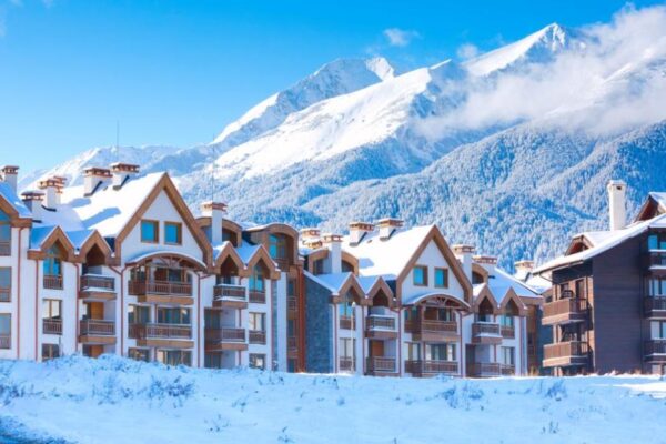 Чуждестранни семейства намират нов дом в Банско.