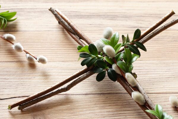 Почит към Свещеномъчениците Херсонски епископи: История, вяра и народни обичаи.