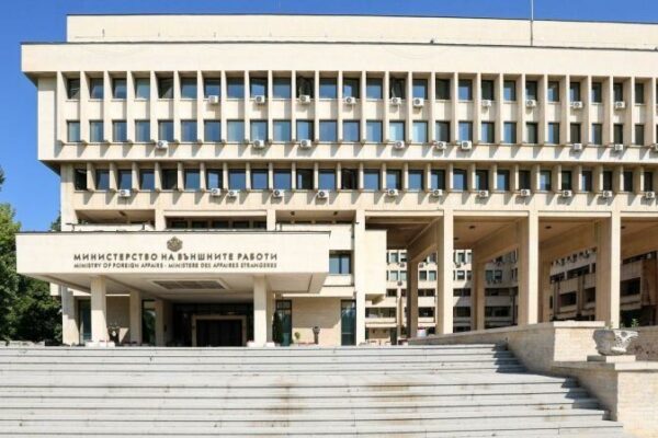 МВнР с указания към българите в Близкия изток след ескалацията на напрежението