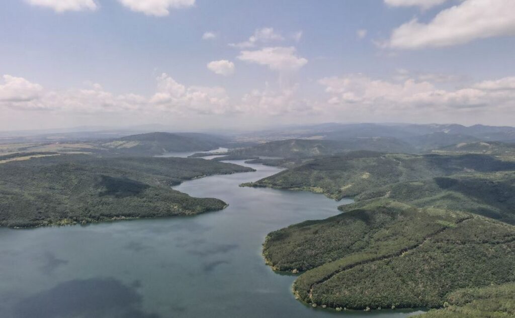 Язовир „Камчия“ прелива: нивото надхвърли 100%