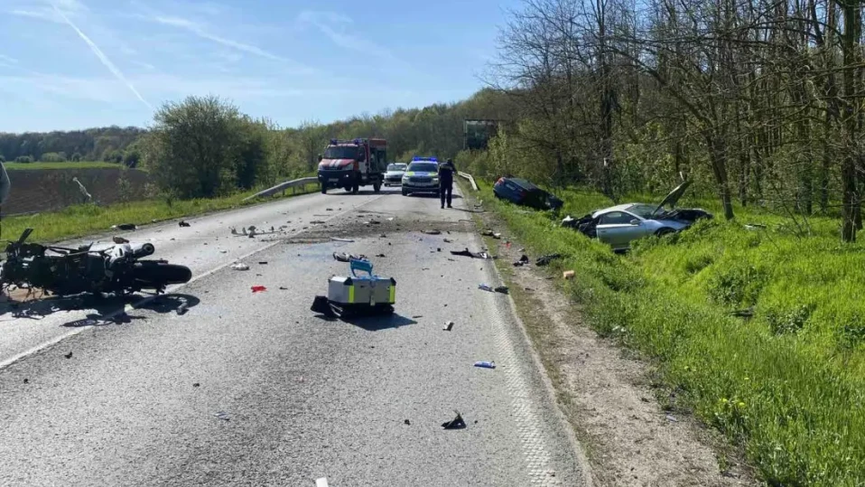 Катастрофа с жертва и ранени блокира движението по Русе – Варна