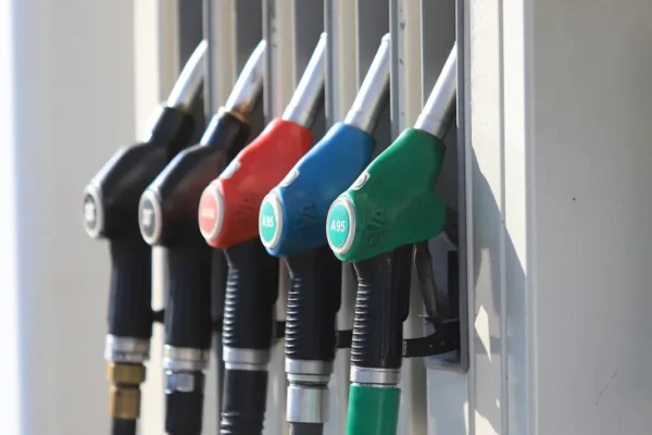 Само за месец: над 45 хил. заявления за компенсация за гориво