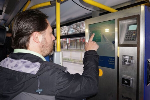 Пускат електронна система за билети и карти във Варна