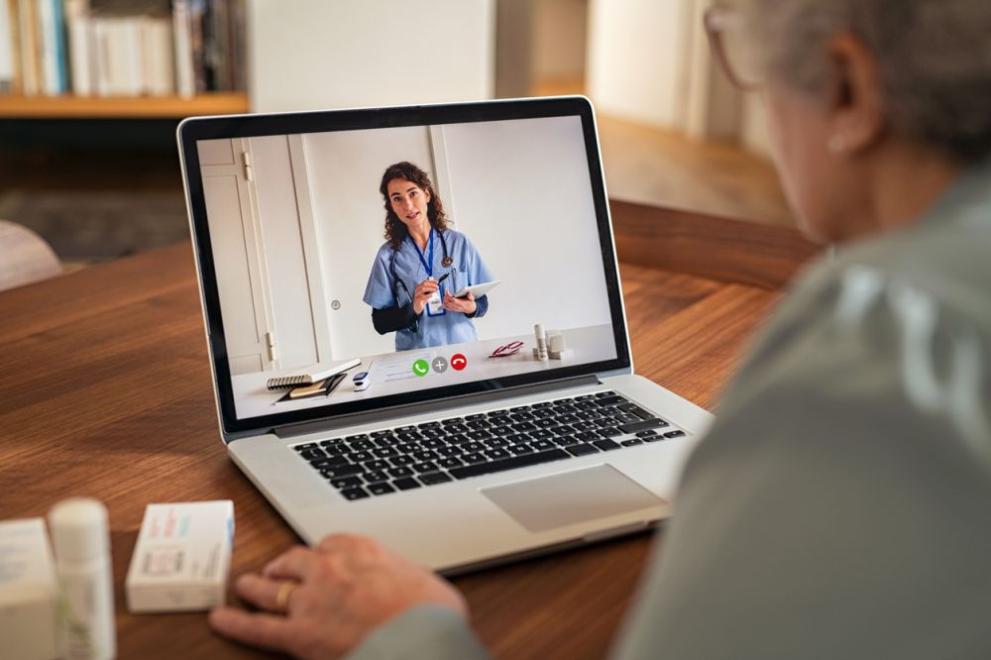 Държавата урежда онлайн медицинските услуги с нови правила