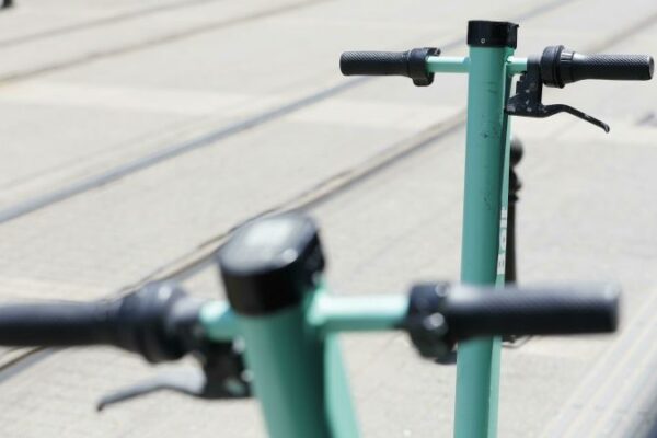 Готвят нов регистър и правила за електрическите тротинетки