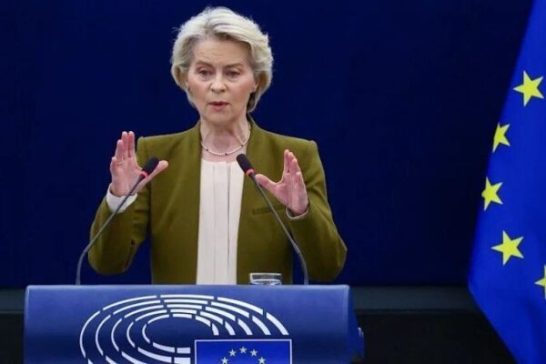 Брюксел предлага обща система за възрастова проверка в интернет