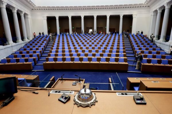 Пет партии влизат в новия парламент след изборите