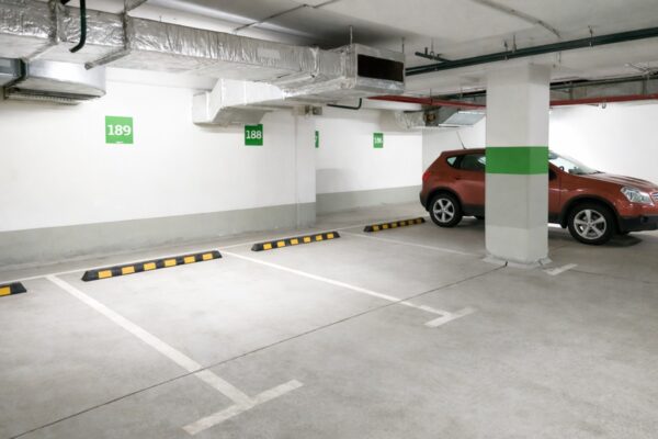 Зелената зона води до недостиг: В „Приморски“ искат нов паркинг