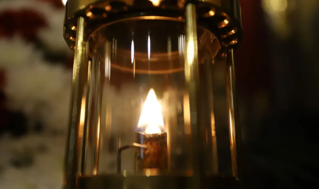 Светият синод отменя пътуването за Благодатния огън тази година