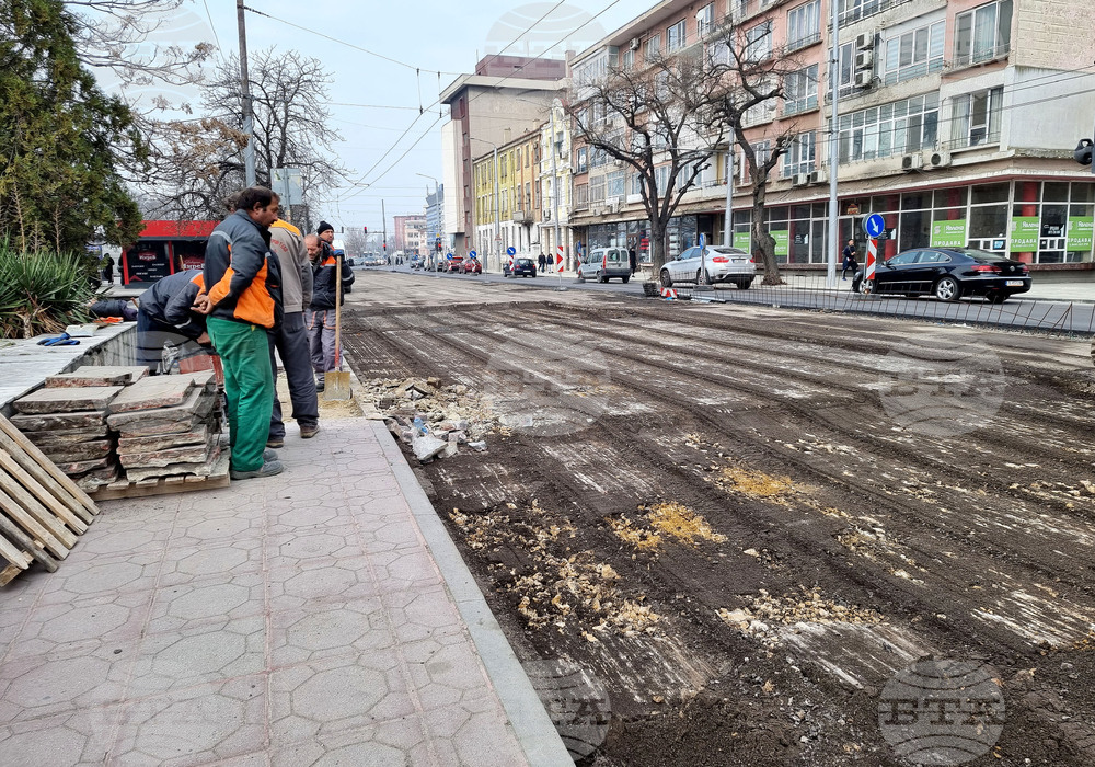 Варна инвестира в пътища, подлези и градски транспорт.
