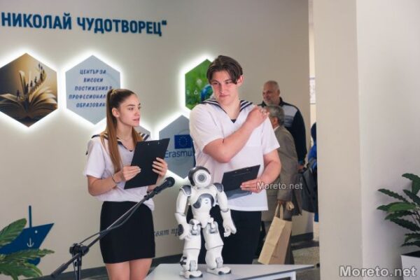 Морската гимназия във Варна показа бъдещето на професионалното образование.