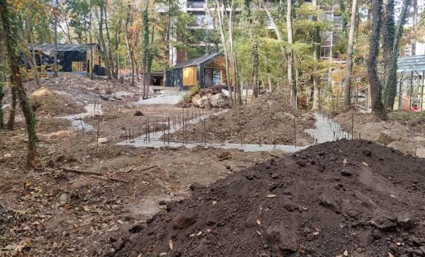 Коцев разкри схема за незаконно електро- и водоснабдяване в Баба Алино.
