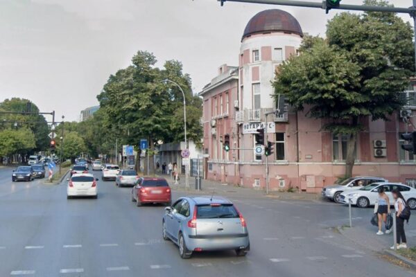 Варна ограничава трафика и отменя платеното паркиране за 6 май