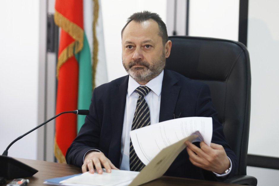 Найденов: трябват месеци за анализ и проектиране след свлачището край Смолян