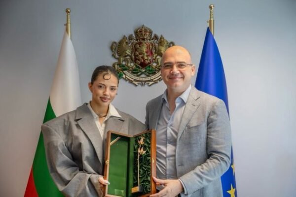 Министерството на туризма привлече ДАРА за международна рекламна кампания.