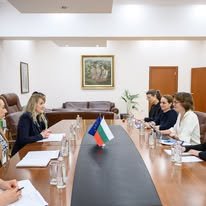 Еврокомисията предупреди България: време е да овладеем разходите.