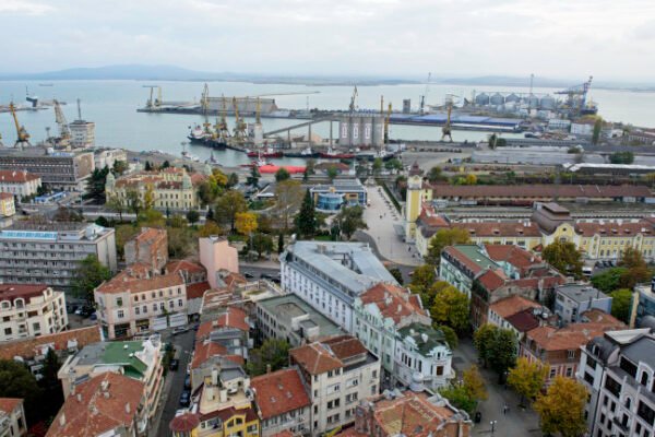 Откриха тяло на моряк в пристанището в Бургас
