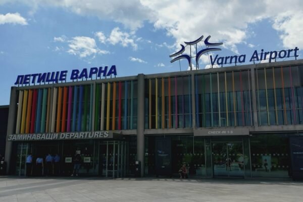 Летище Варна увеличава маршрутите с трети базиран самолет