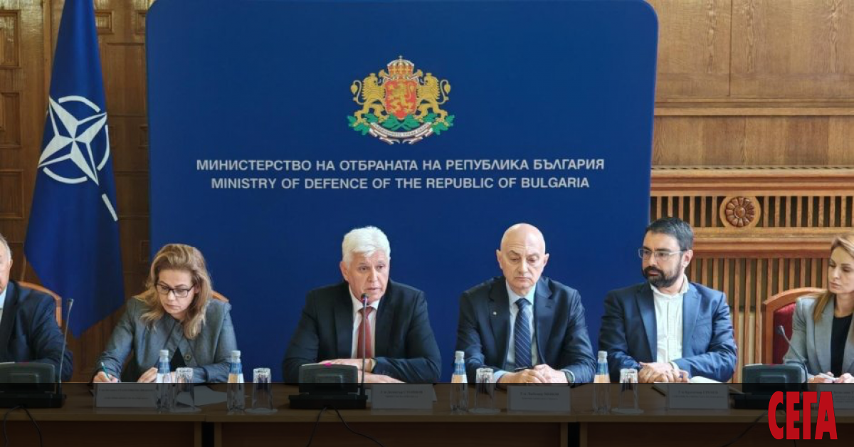 България прекратява доставките на оръжие за Украйна: какво стои зад изявлението на министъра на отбраната и какви могат да бъдат последиците за Европа