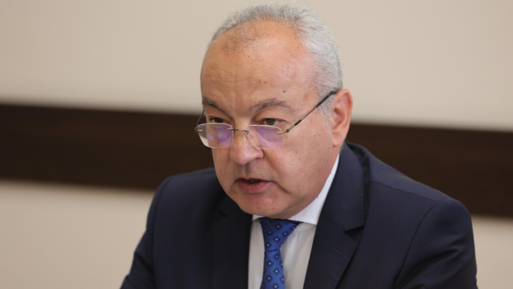 Донев: Бюджет 2026 отразява ситуацията такава, каквато е