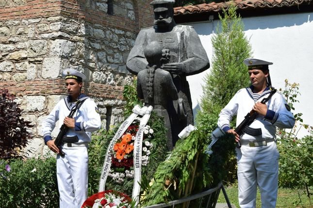 Варна чества годишнината от Освобождението си с тържествена програма