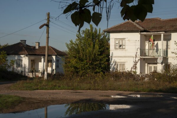 България оглави ЕС по риск от бедност и социално изключване