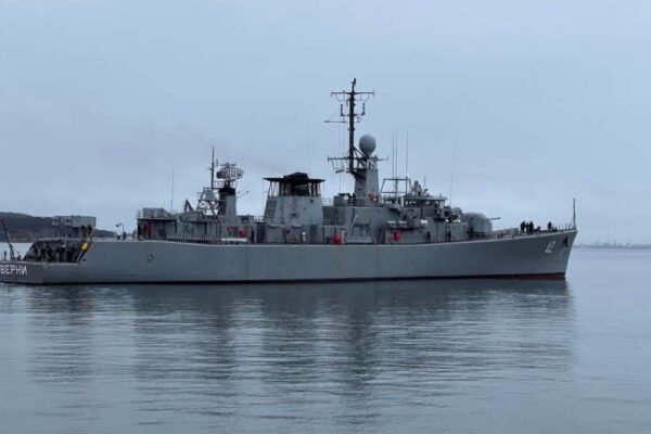 Военни кораби и екипи от няколко държави влизат в учението „Бриз 2026“
