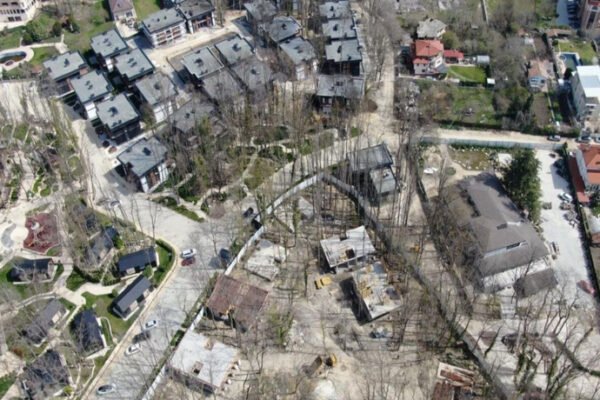 Проверка установи нарушения в работата на варненски нотариус по сделки в „Баба Алино“