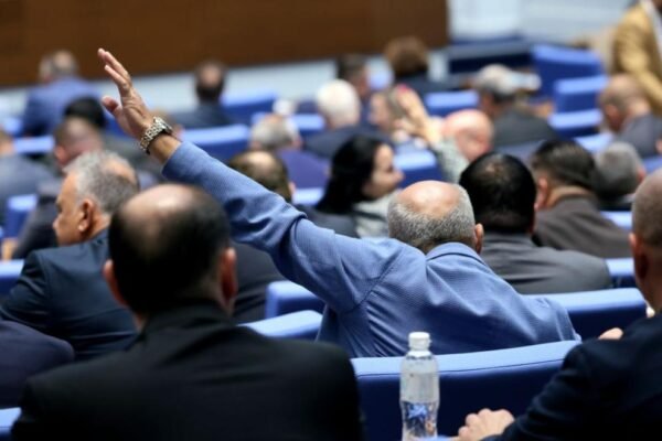 Нови правила за секциите, подвижния вот и обучението на изборните комисии