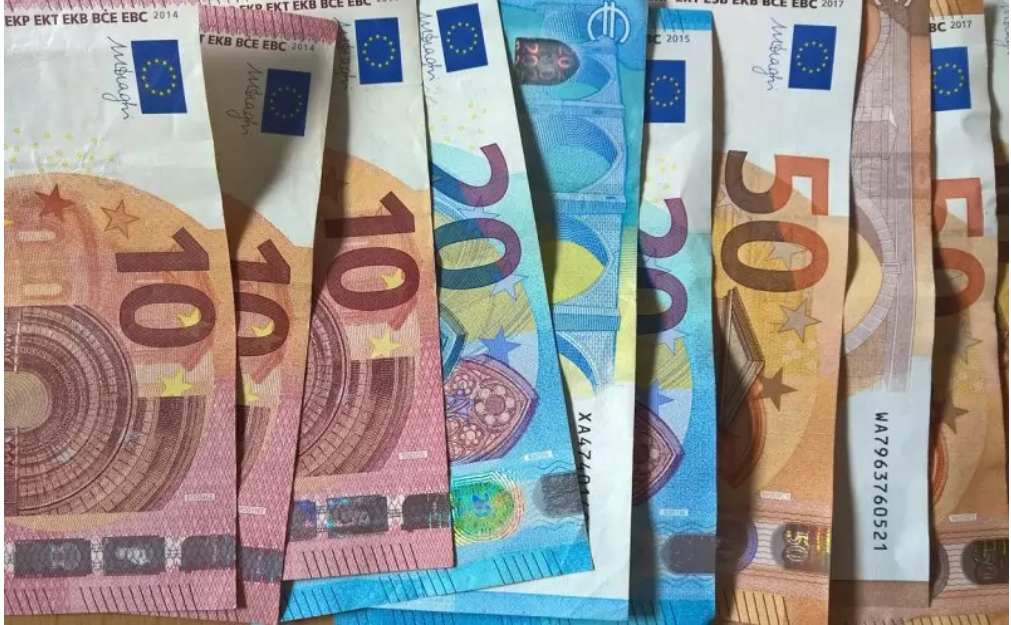 Общините погват длъжници с над 375 евро неплатени данъци 