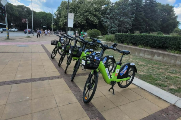 GPS система следи къде се оставят електрическите велосипеди във Варна