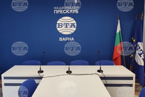 Дискусия във Варна популяризира приемната грижа.